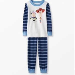 NWT set of 2 Disney Hanna Andersson kids pjs. Size 8 (130cm).